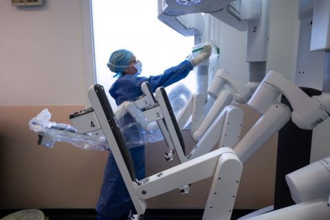 La Chirurgie Robotique - Dr. Bruto Randone